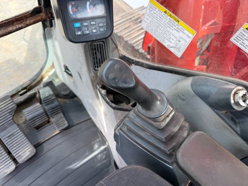 New Holland Kobelco E235B SR-2 - 360° Camera / Hammer lines