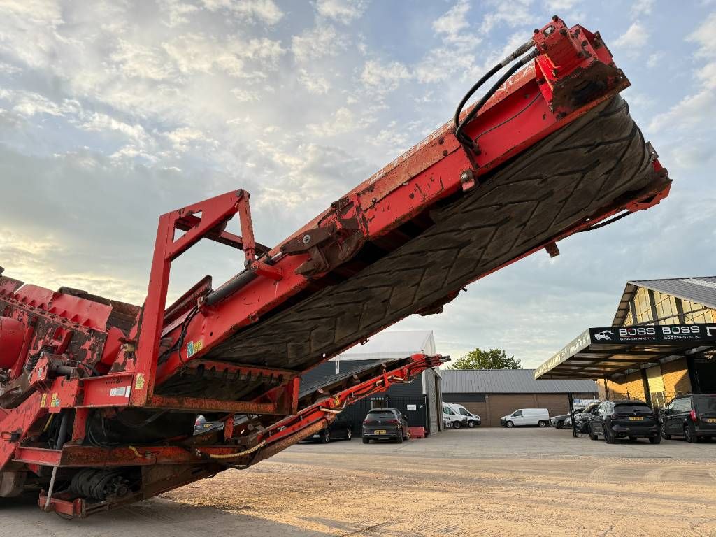 Terex Finlay 883T - 2 Side Conveyor / Auto Greasing