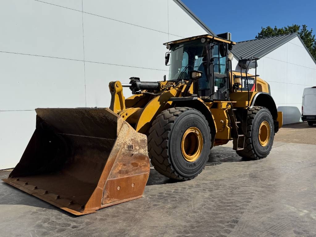 CAT 966MXE - Automatic Greasing / Camera