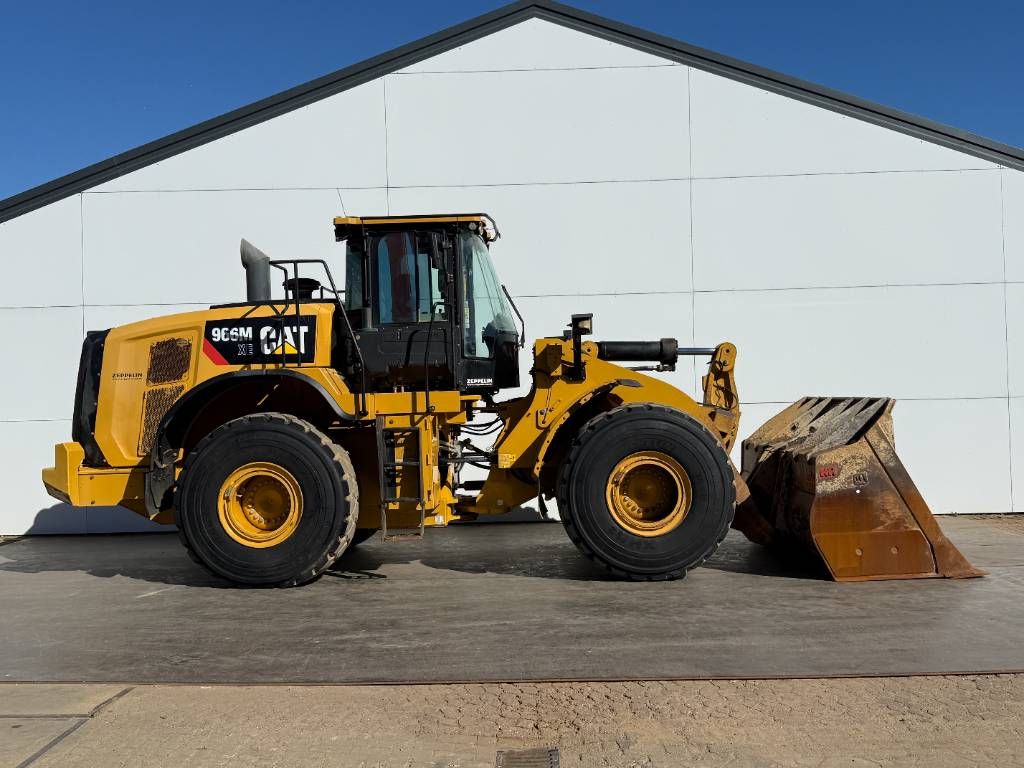 CAT 966MXE - Automatic Greasing / Camera