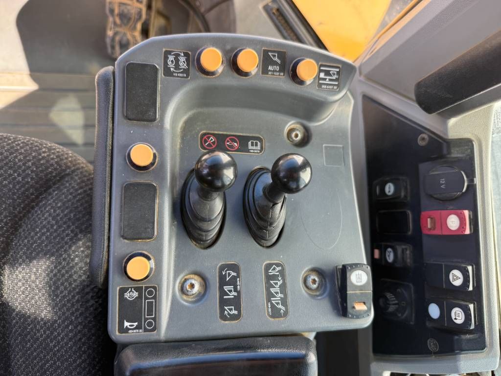 CAT 966MXE - Automatic Greasing / Camera