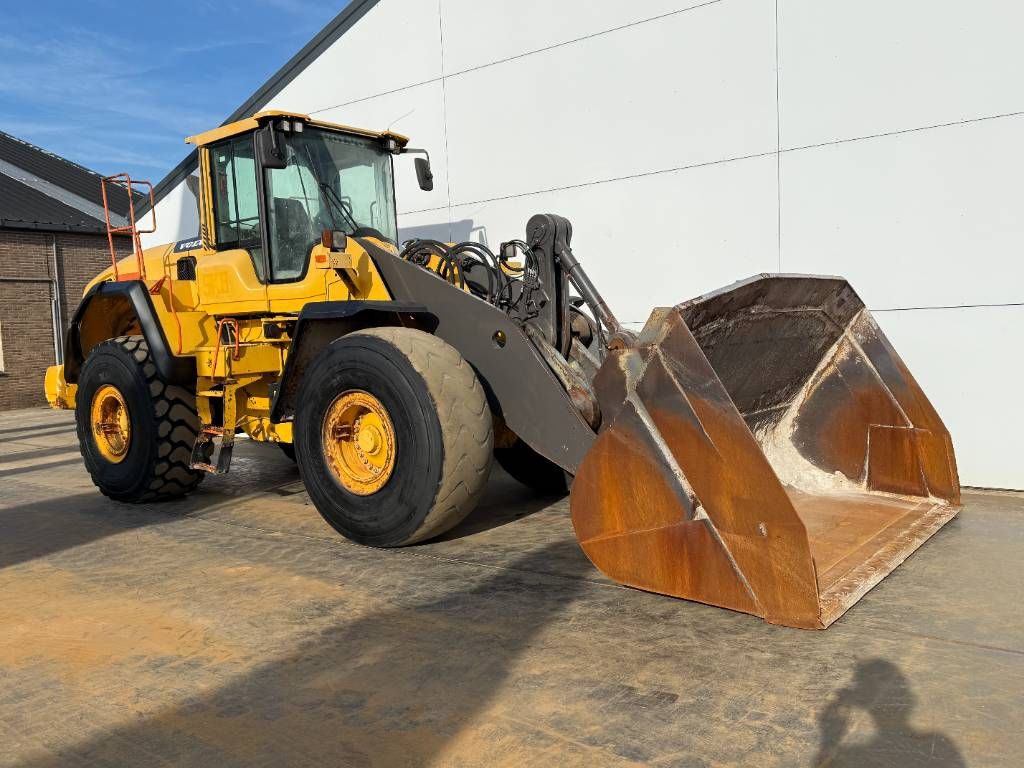 Volvo L150G - Automatic Greasing / CDC Steering