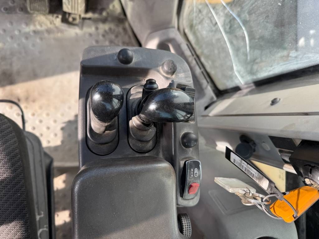 Volvo L150G - Automatic Greasing / CDC Steering