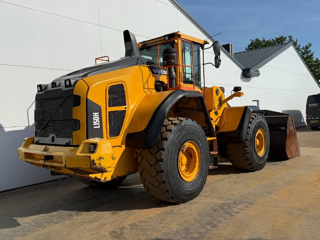 Volvo L150H - CDC Steering / Automatic Greasing