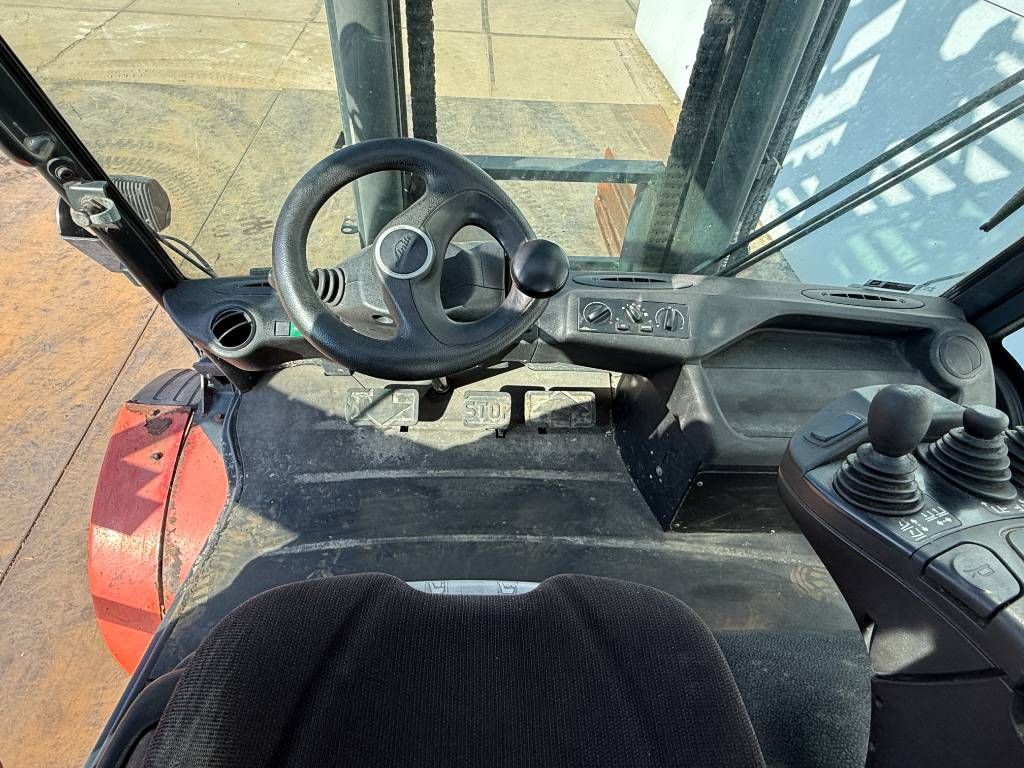 Linde H70D - Side Shift / Fork Positioners / Duplex