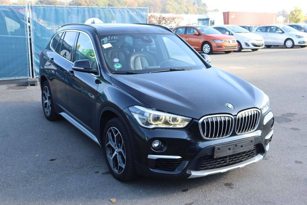 SUV BMW X1 Benzin 192 PS 2016 (Marge)