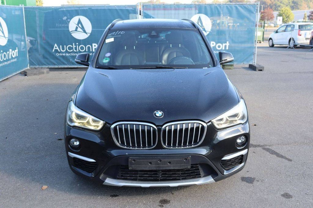 SUV BMW X1 Benzin 192 PS 2016 (Marge)