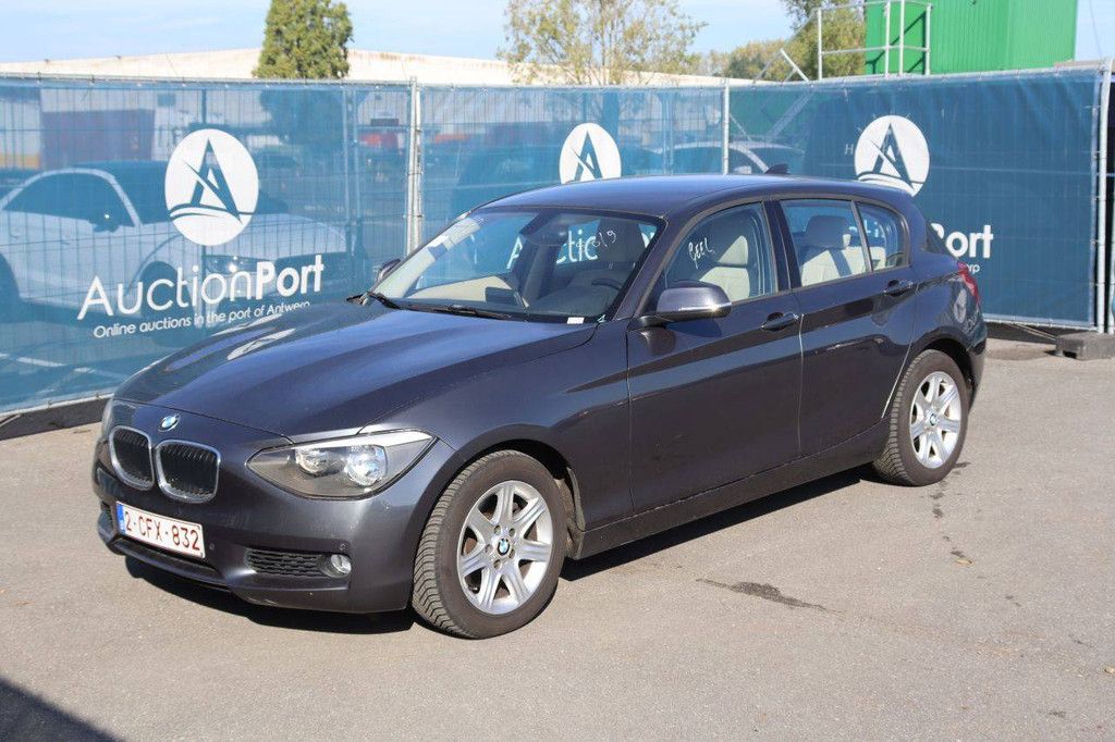 Passenger car BMW 118i Petrol 170hp 2012 (Margin)