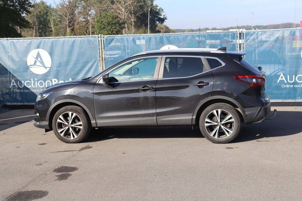 SUV Nissan Qashqai Diesel 130 PS 2017 (Margin)