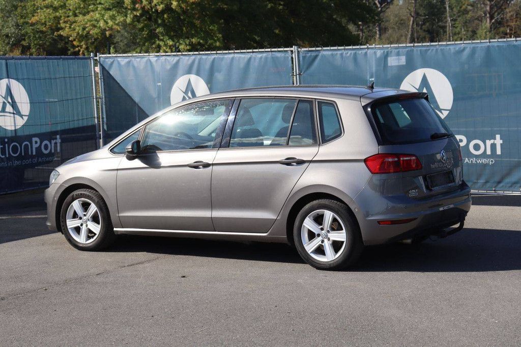 Pkw Volkswagen Golf Benzin 110 PS 2015 (Margin)
