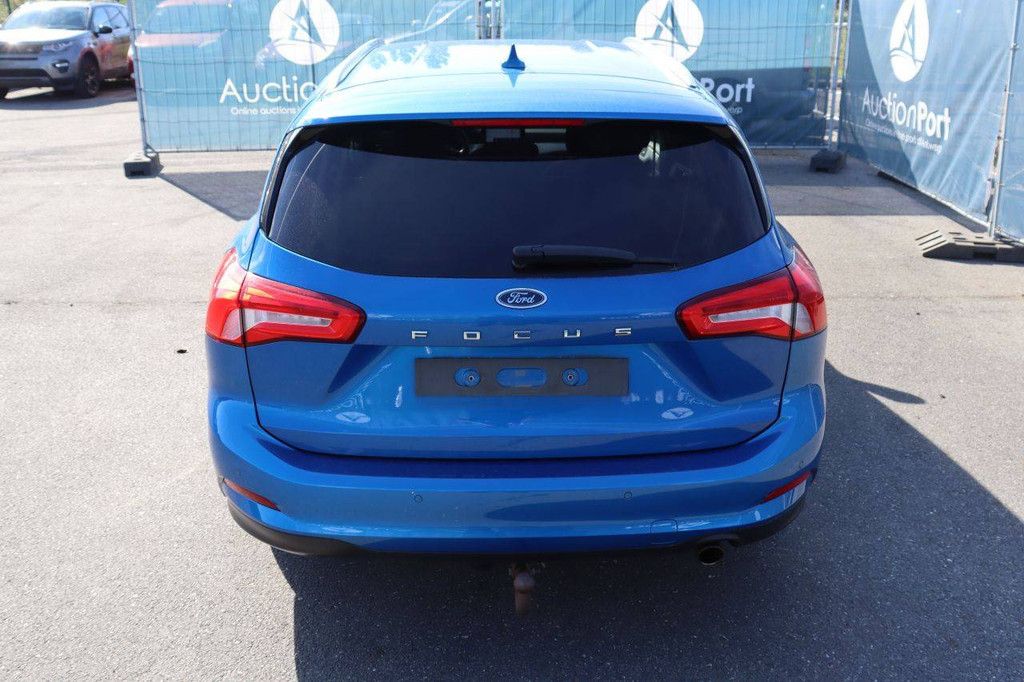 Ford Focus Kombi, Benzin, 125 PS, Baujahr 2019 (Marge)