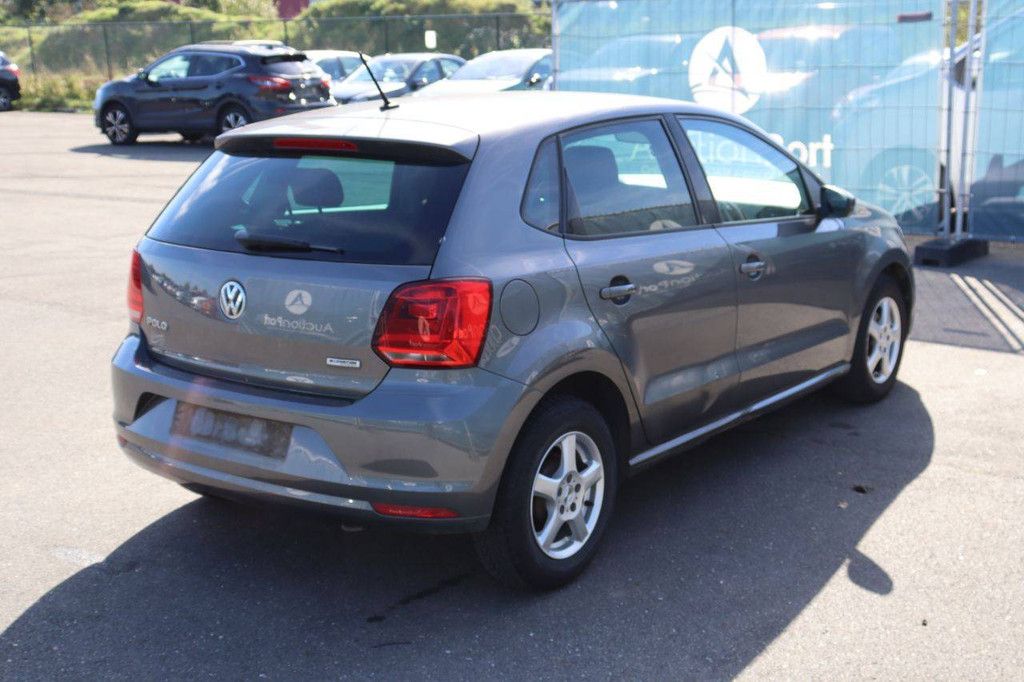 Passenger car Volkswagen Polo Petrol 60hp 2015 (Margin)