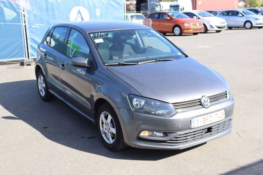 Passenger car Volkswagen Polo Petrol 60hp 2015 (Margin)