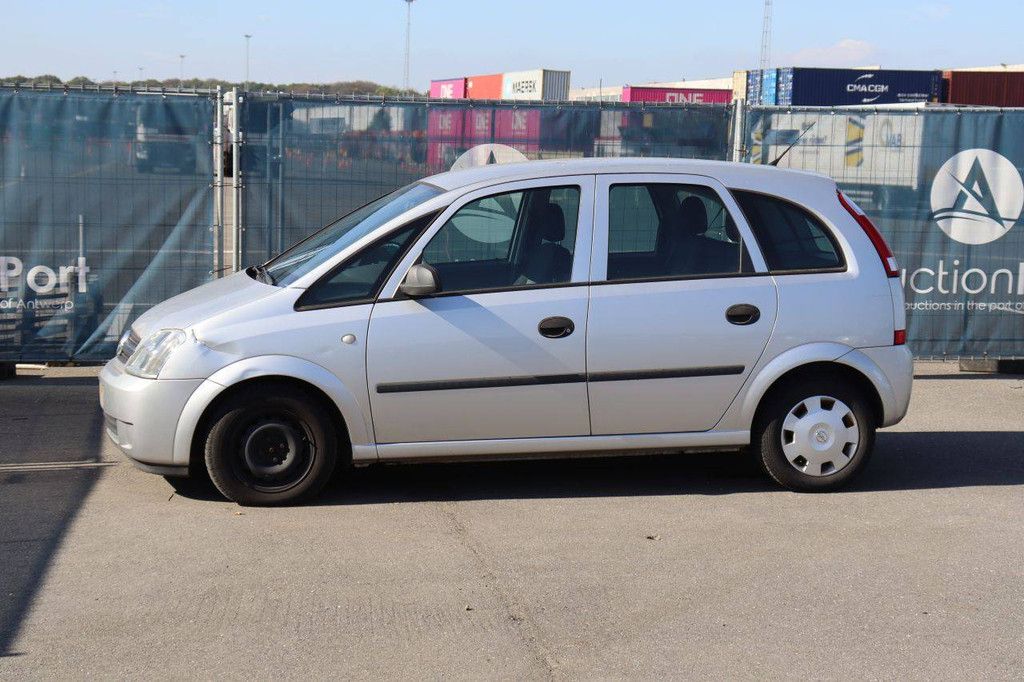 Pkw Opel Meriva Benzin 90 PS 2004