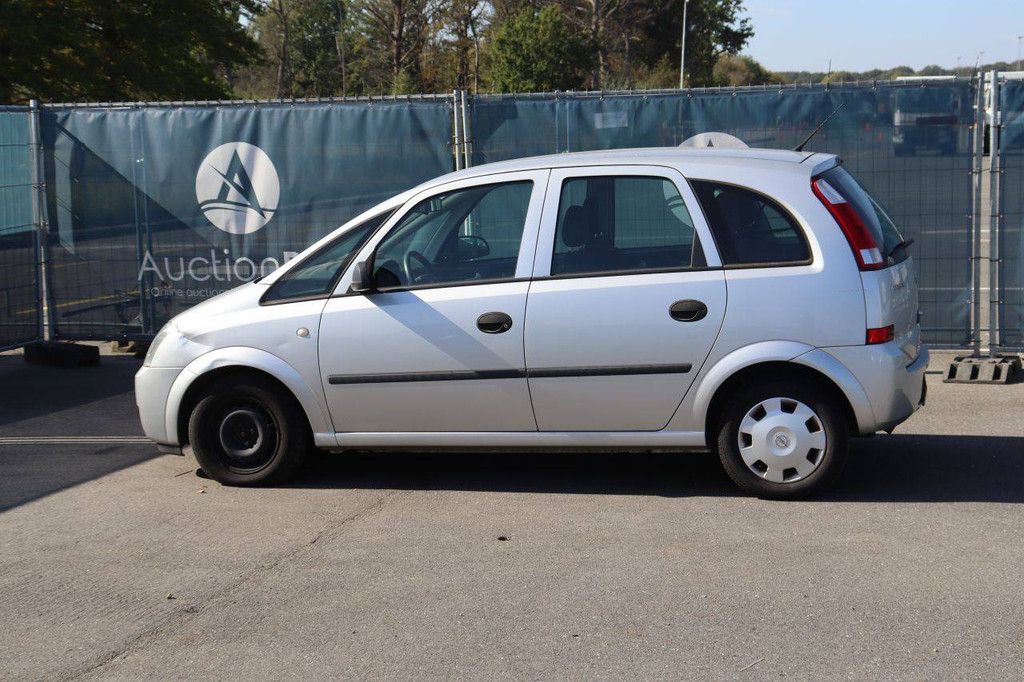 Pkw Opel Meriva Benzin 90 PS 2004