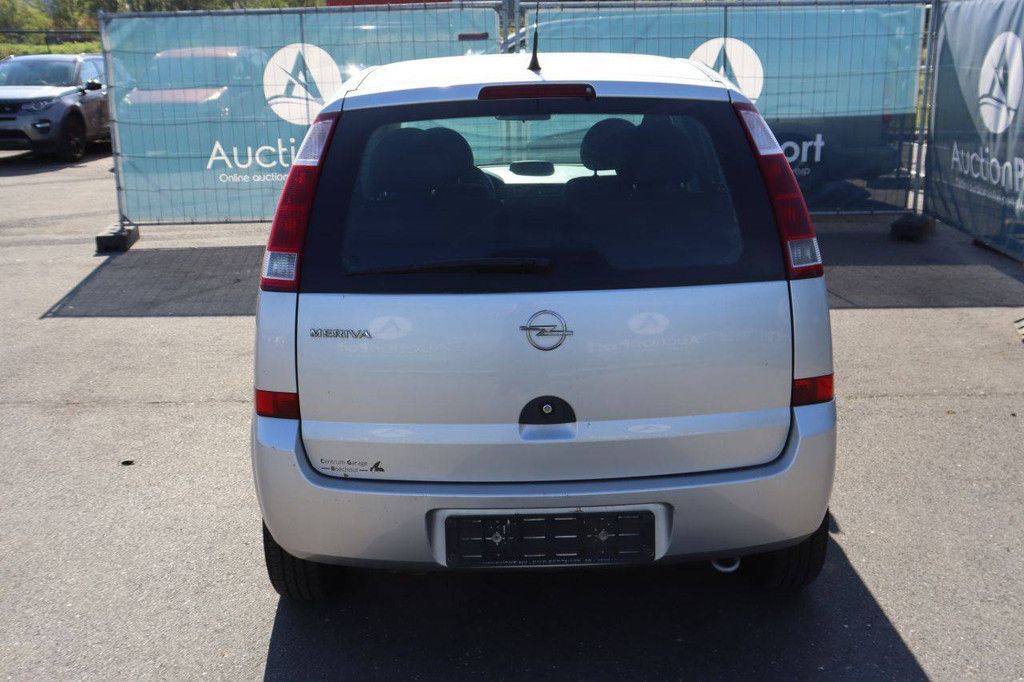 Pkw Opel Meriva Benzin 90 PS 2004