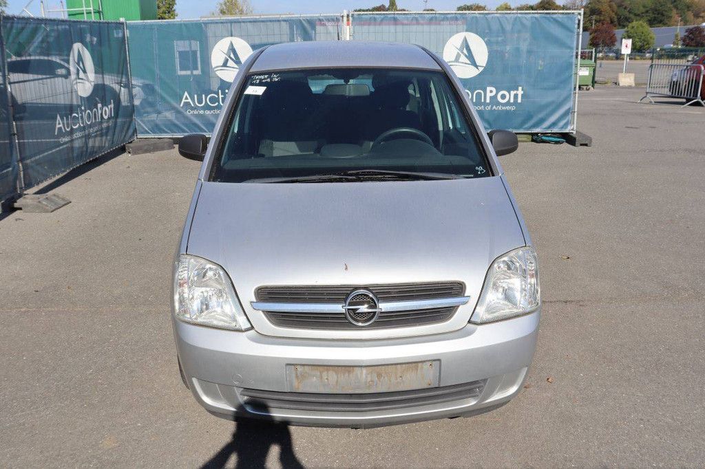 Pkw Opel Meriva Benzin 90 PS 2004