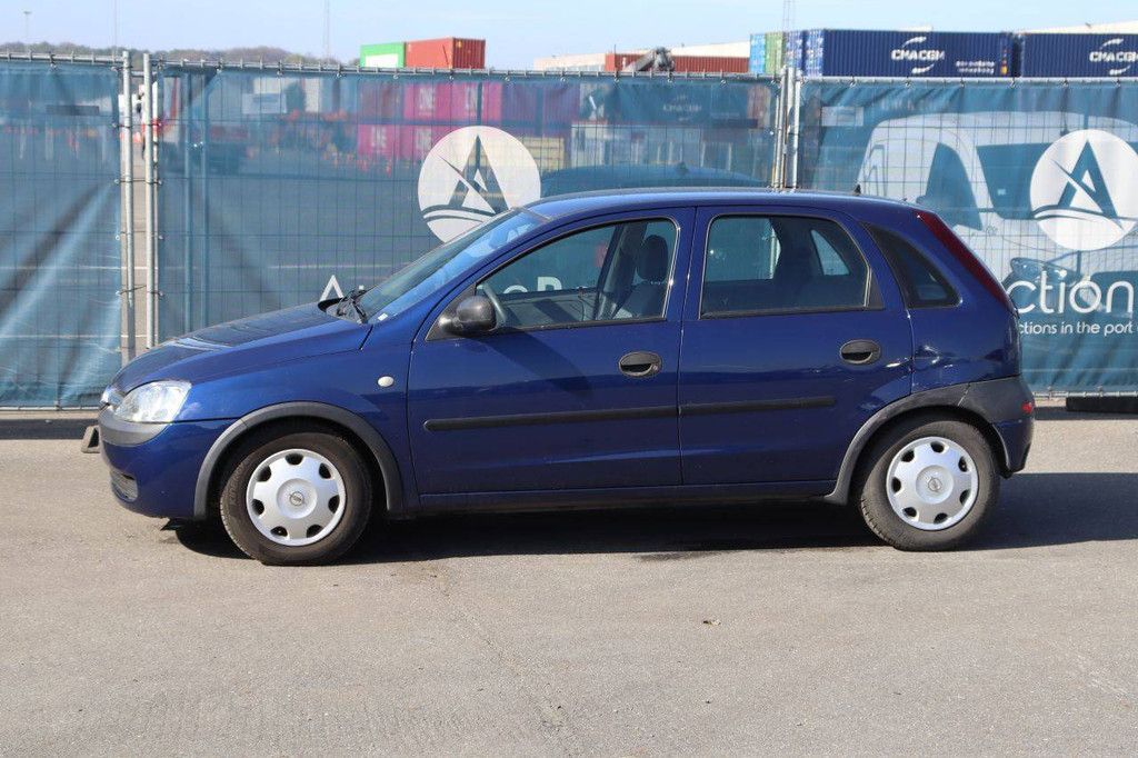 Pkw Opel Corsa Benzin 65 PS 2003 (Margin)