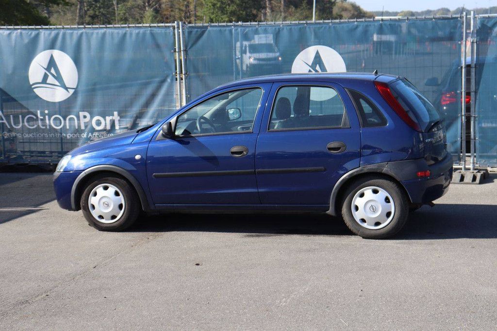 Pkw Opel Corsa Benzin 65 PS 2003 (Margin)