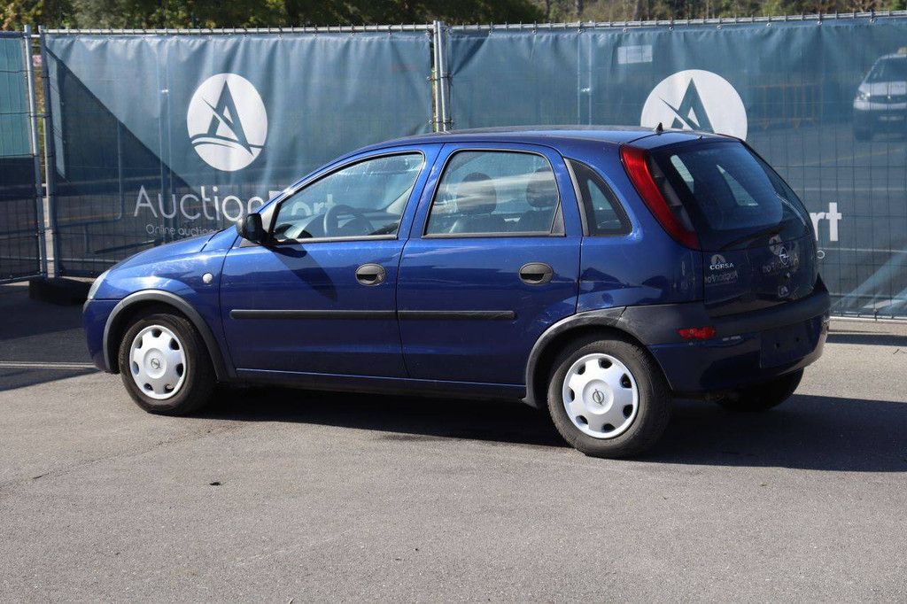 Pkw Opel Corsa Benzin 65 PS 2003 (Margin)