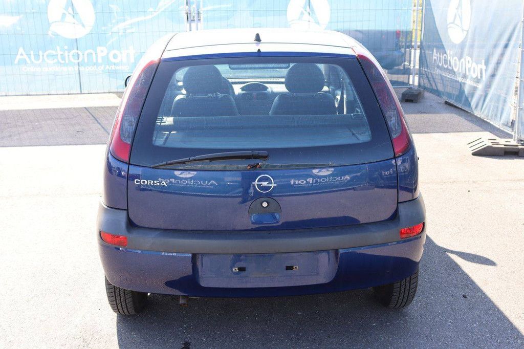 Pkw Opel Corsa Benzin 65 PS 2003 (Margin)