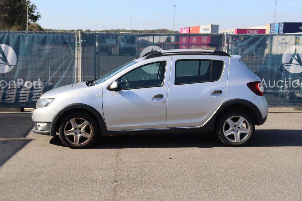 Pkw Dacia Sandero Diesel 90 PS 2015 (Marge)
