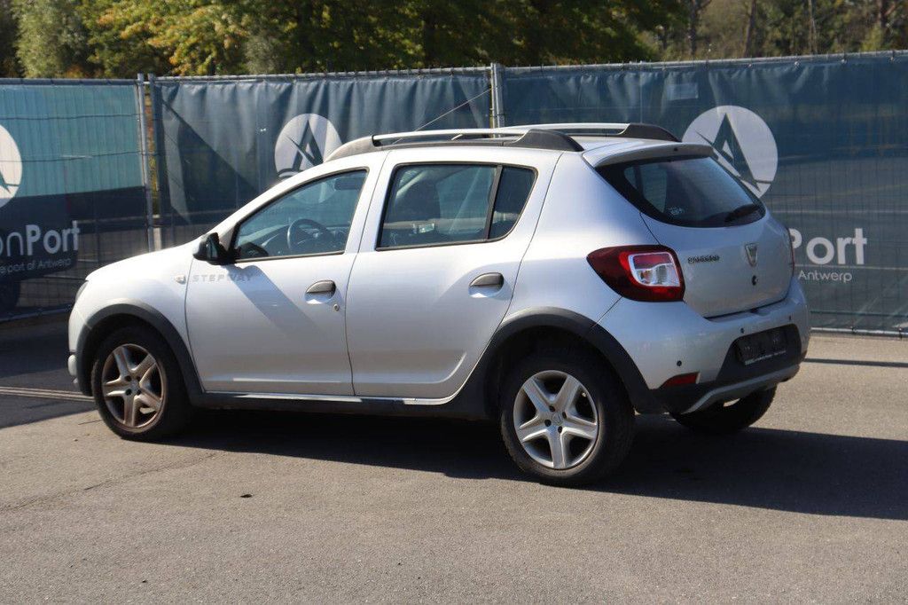Pkw Dacia Sandero Diesel 90 PS 2015 (Marge)