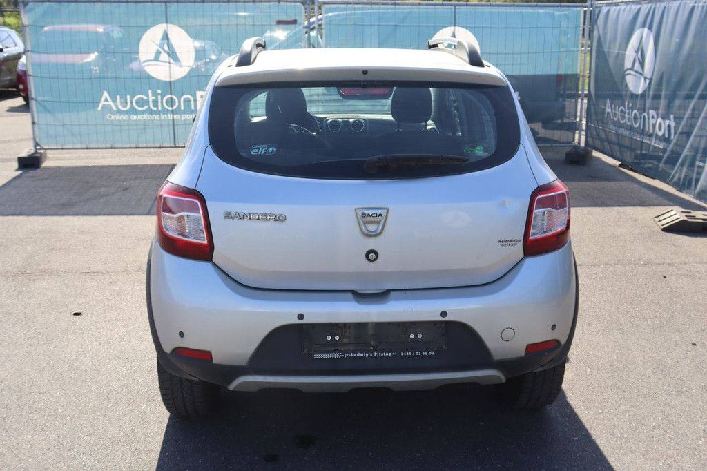 Pkw Dacia Sandero Diesel 90 PS 2015 (Marge)