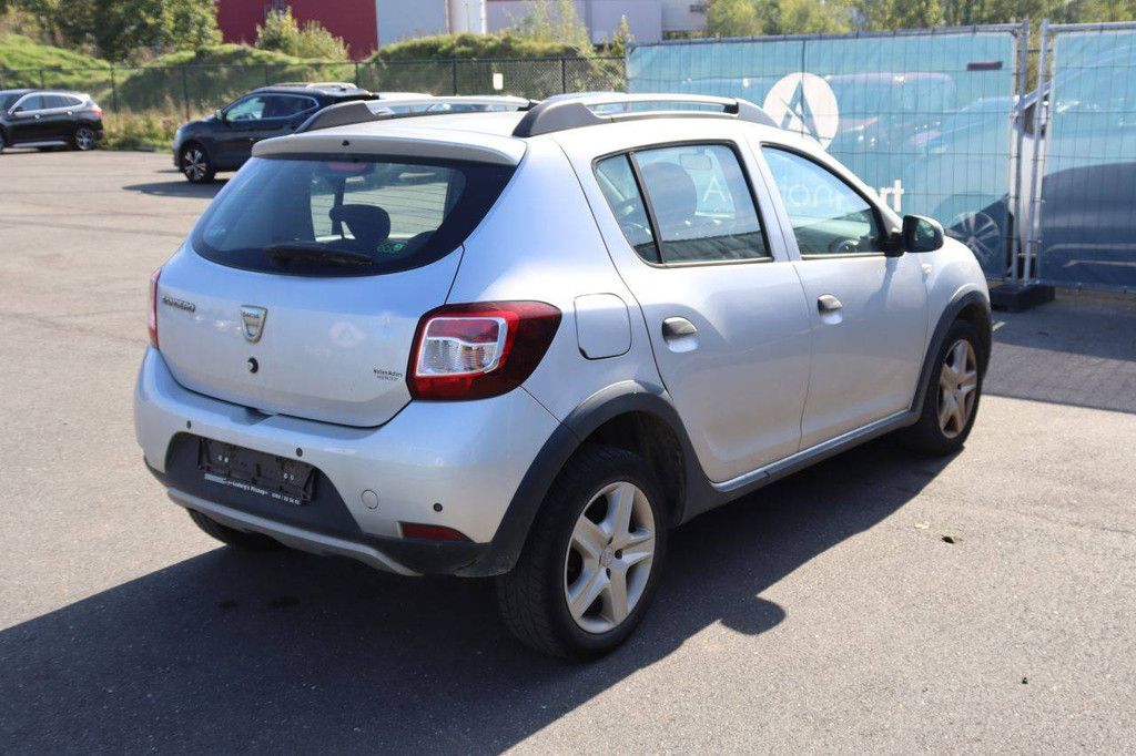 Pkw Dacia Sandero Diesel 90 PS 2015 (Marge)