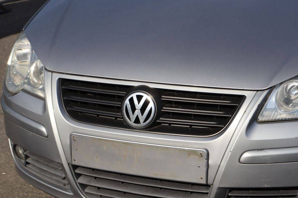 Pkw Volkswagen Polo Benzin 55 PS 2006 (Margin)
