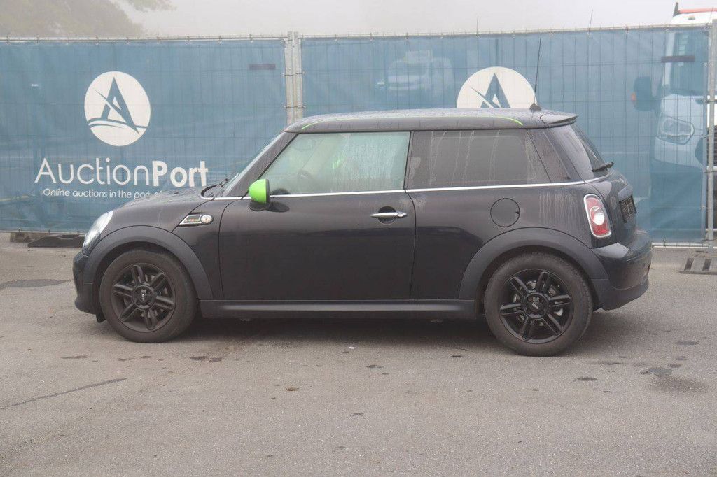 Pkw Mini Mini One Benzin 98 PS 2013 (Margin)