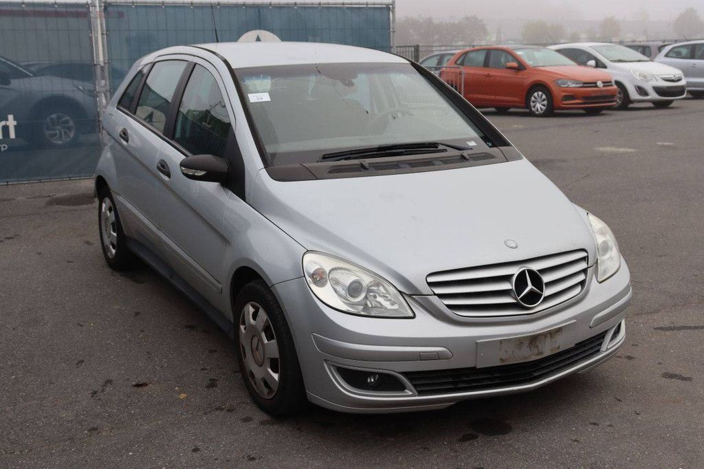 Passenger car Mercedes-Benz B180 Diesel 109hp 2006 (Margin)