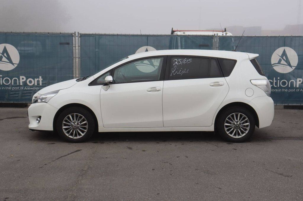 Toyota Verso Benzin 132 PS Pkw 2016 (Margin)