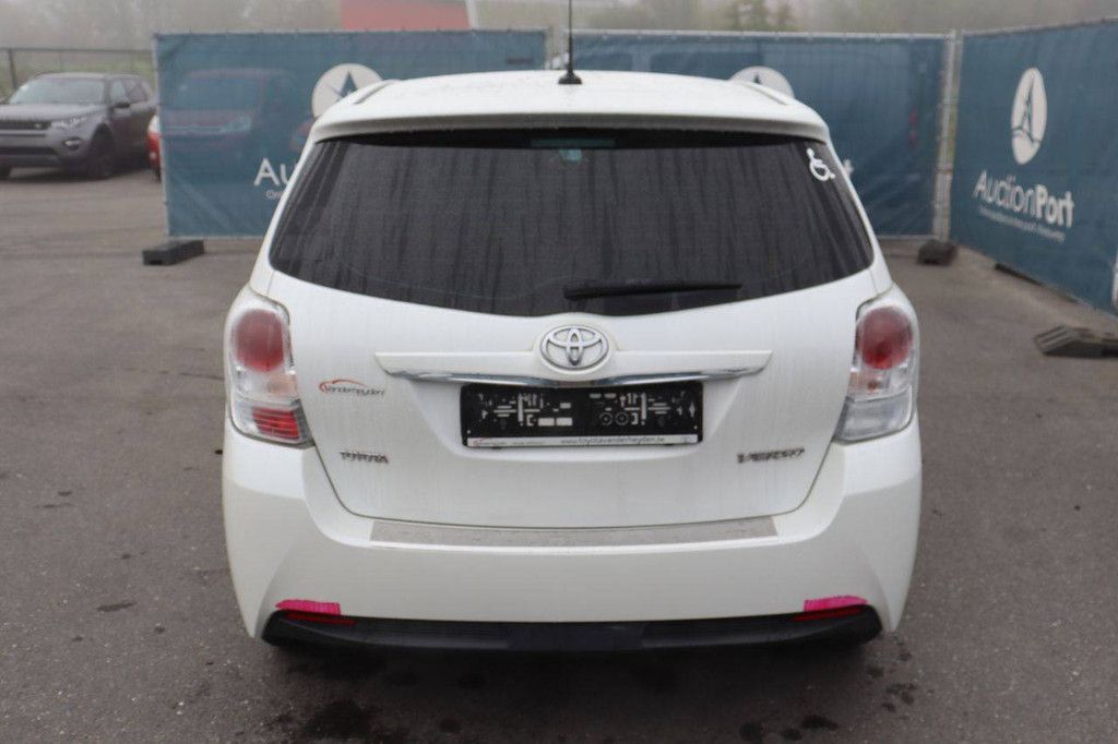 Toyota Verso Benzin 132 PS Pkw 2016 (Margin)