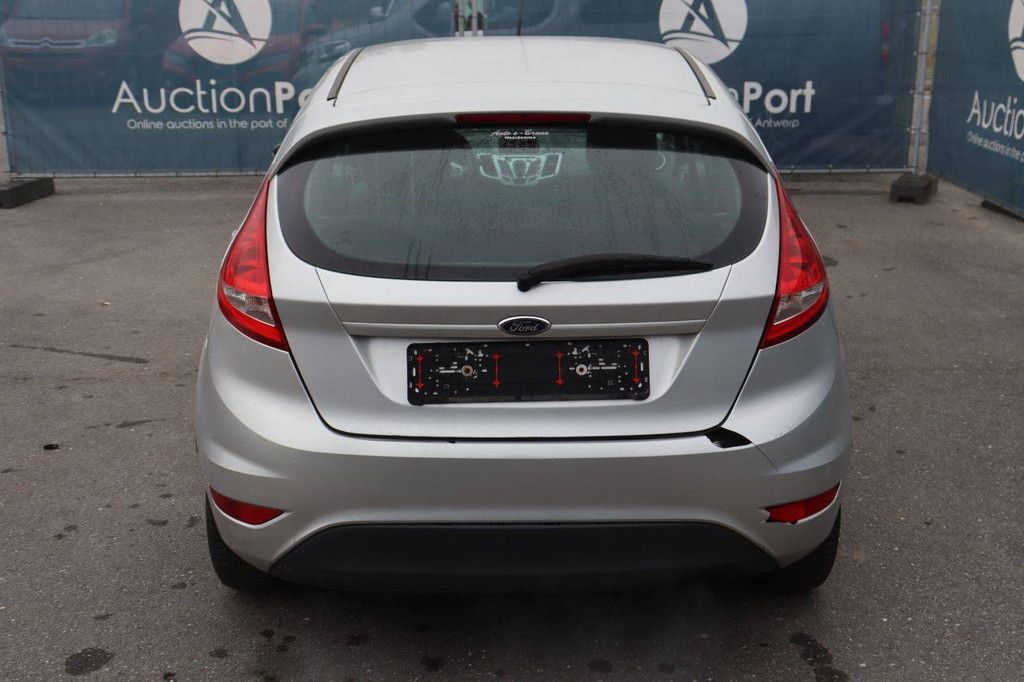 Pkw Ford Fiesta Diesel 95 PS 2012 (Marge)