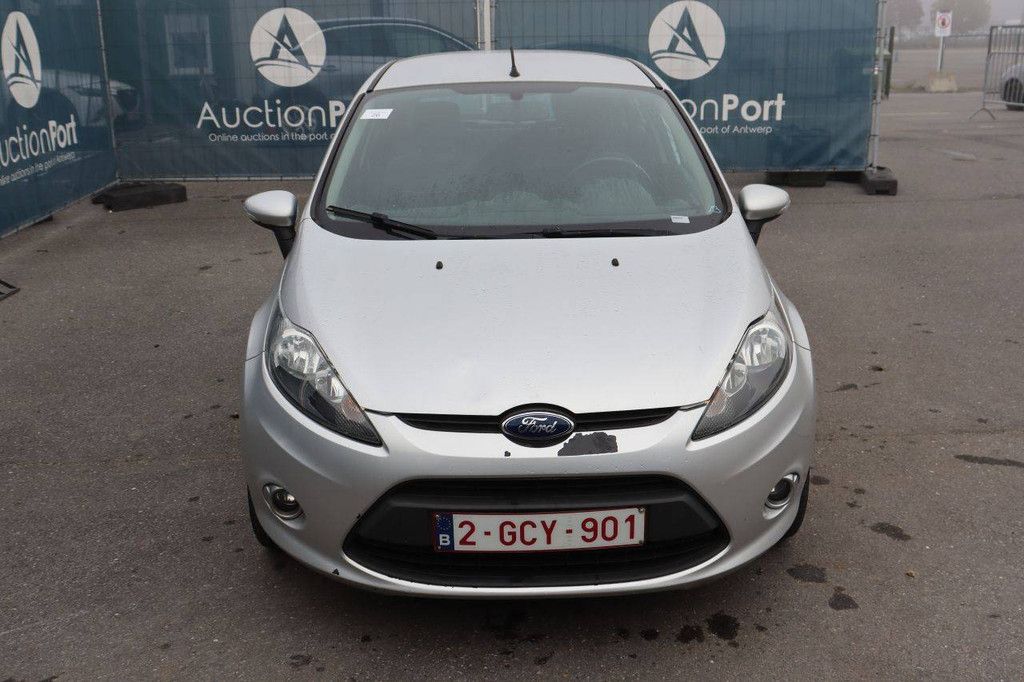 Pkw Ford Fiesta Diesel 95 PS 2012 (Marge)