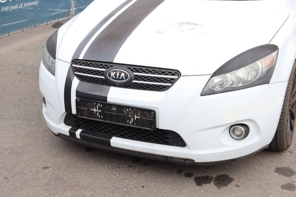 Pkw Kia Cee'd Benzin 90 PS 2011 (Margin)