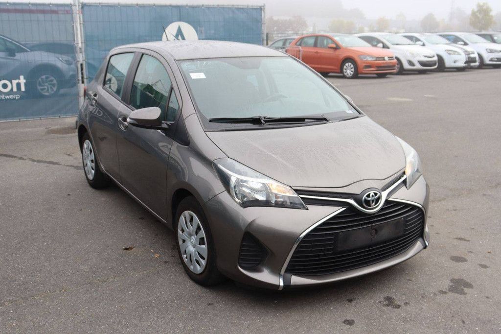 Pkw Toyota Yaris Diesel 90 PS 2016 (Marge)