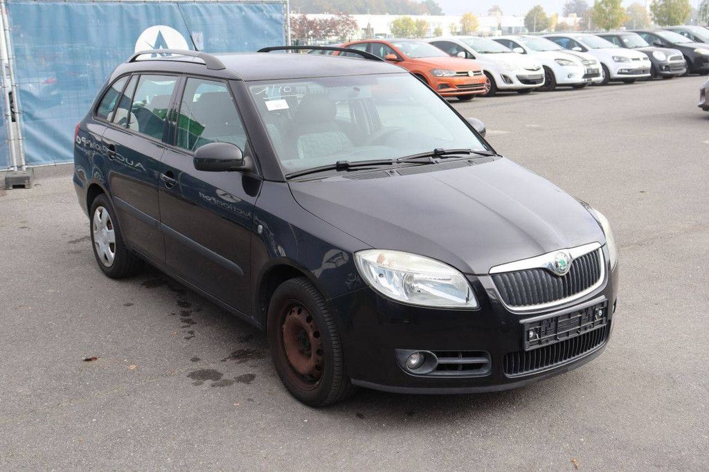 Personenauto Skoda Fabia Benzine 105pk 2008 (Marge)