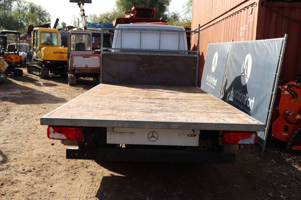 Pick-Up Open Bed Mercedes-Benz Sprinter 513 CDI/3.5 Diesel 129hp 2010