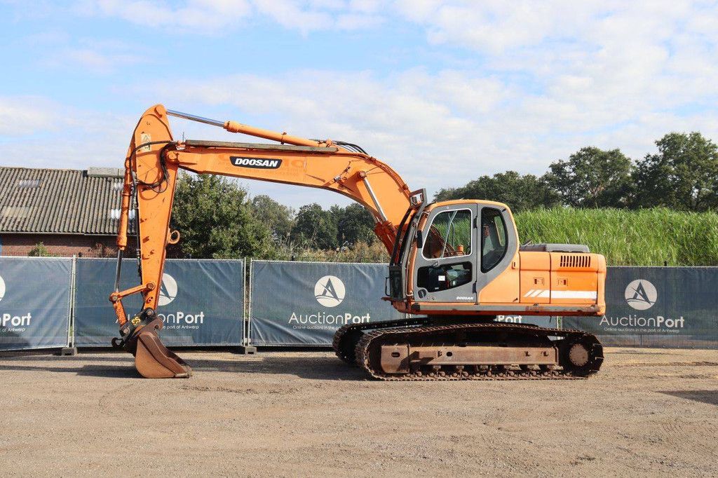 Doosan DX 180 LC Diesel-Raupenbagger 88 kW 2007