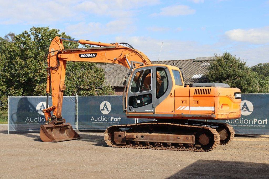 Doosan DX 180 LC Diesel-Raupenbagger 88 kW 2007