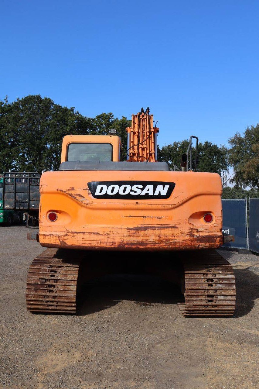 Doosan DX 180 LC Diesel-Raupenbagger 88 kW 2007