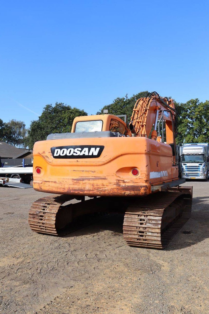 Doosan DX 180 LC Diesel-Raupenbagger 88 kW 2007