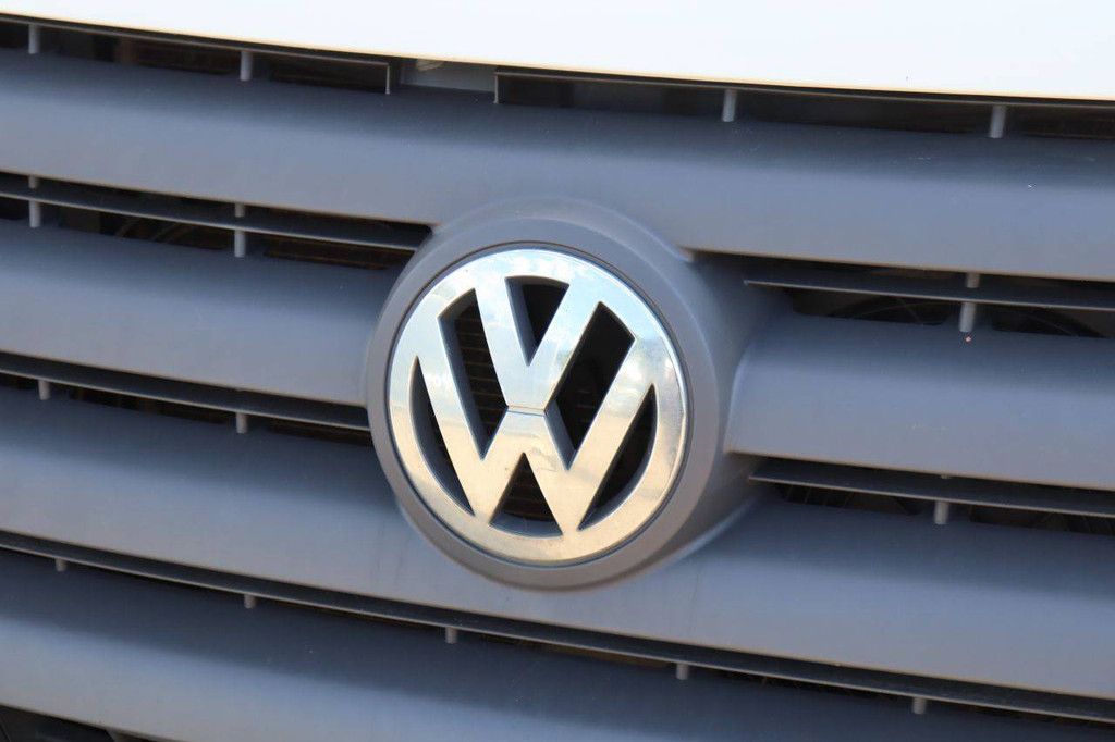 Pritschenwagen (LKW) Volkswagen Crafter Fahrgestell EC Diesel 136 PS 2010 (Marge)