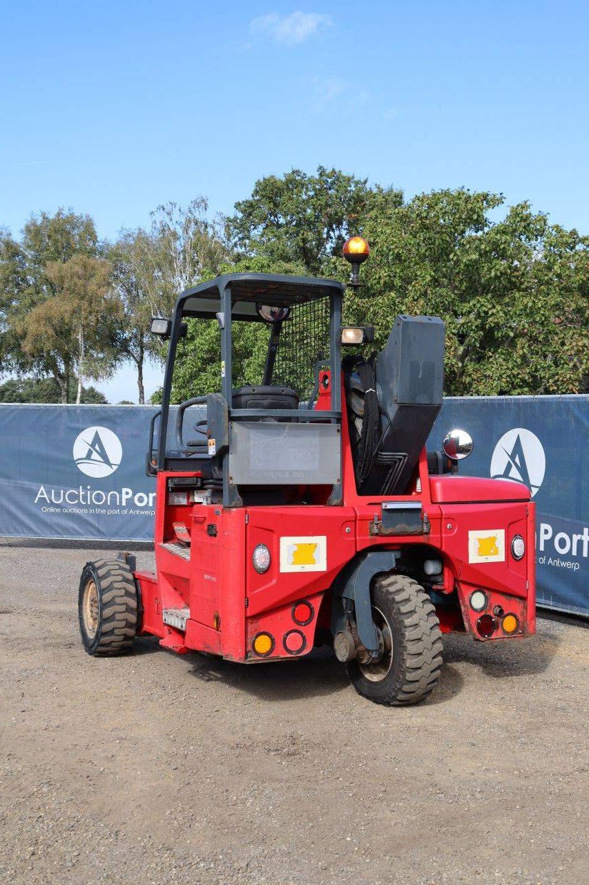 Moffett M10 25.4 Diesel 2500kg 2013 Tragbarer Gabelstapler