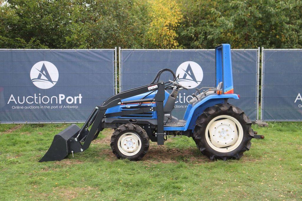 Iseki TF21F-U Mini-Traktor Diesel 21 PS mit Frontlader