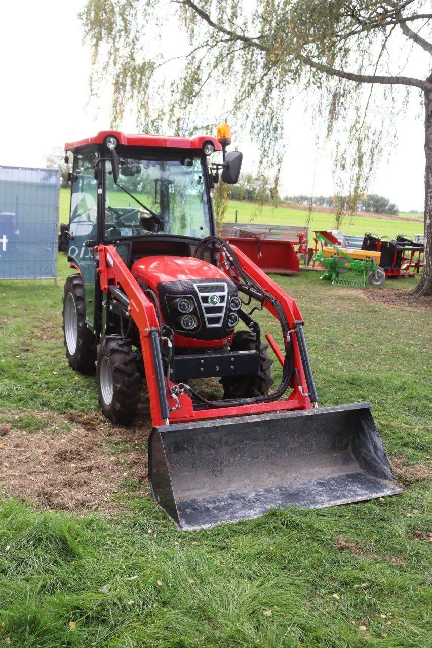 Minitractor VST Fieldtrac 927 Diesel 25pk 2025 Met Voorlader