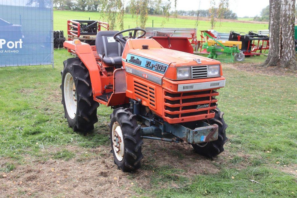 Kleintraktor Kubota Sunshine ZL1-205D Diesel 20 PS