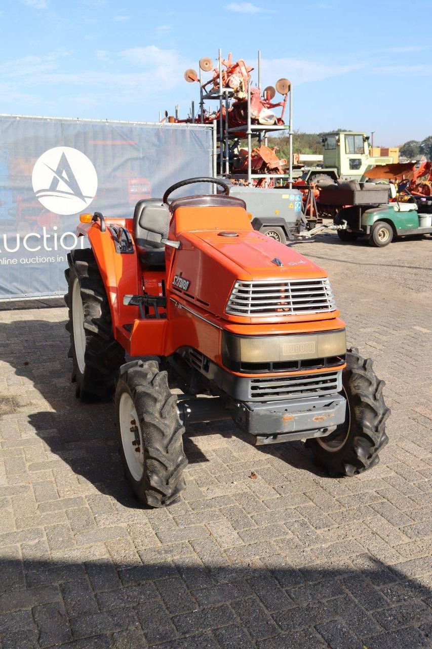 Minitractor Kubota Saturn X-24 Diesel 24 pk